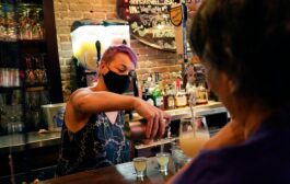 کبک محدودیت های کرونایی در رستورانها و کازینو ها را لغو می کند