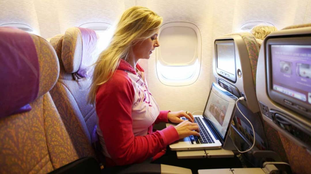 همکاری Air Canada و Bell برای ارائه وای فای رایگان به مسافران