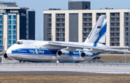 هواپیمای روسی در فرودگاه پیرسون تورنتو توقیف شد