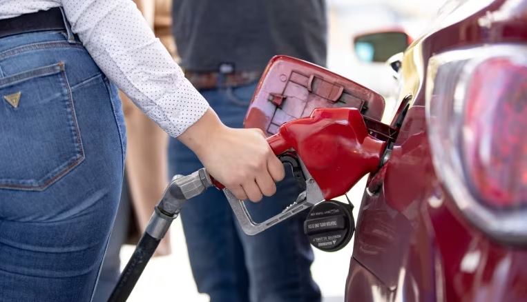 تورنتو در سال 2024 شاهد افزایش قیمت بنزین خواهد بود