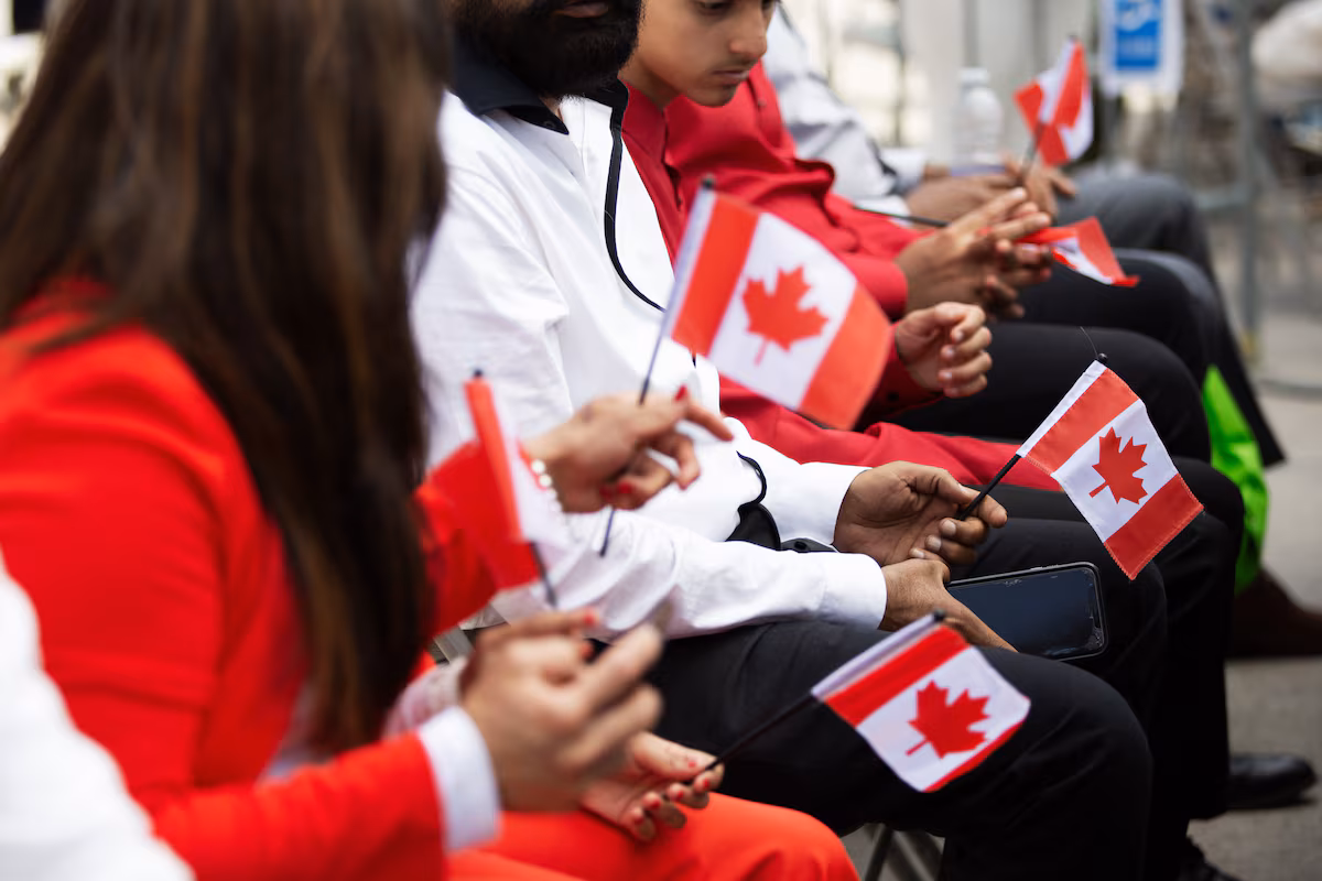 پارلمان لایحه اعطای شهروندی به lost Canadians را تصویب کرد